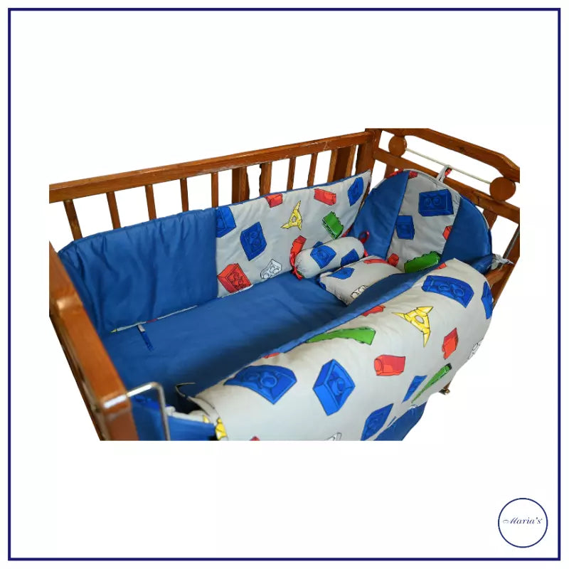 D-Shape and cloud-shaped baby crib bumpers for extra protection