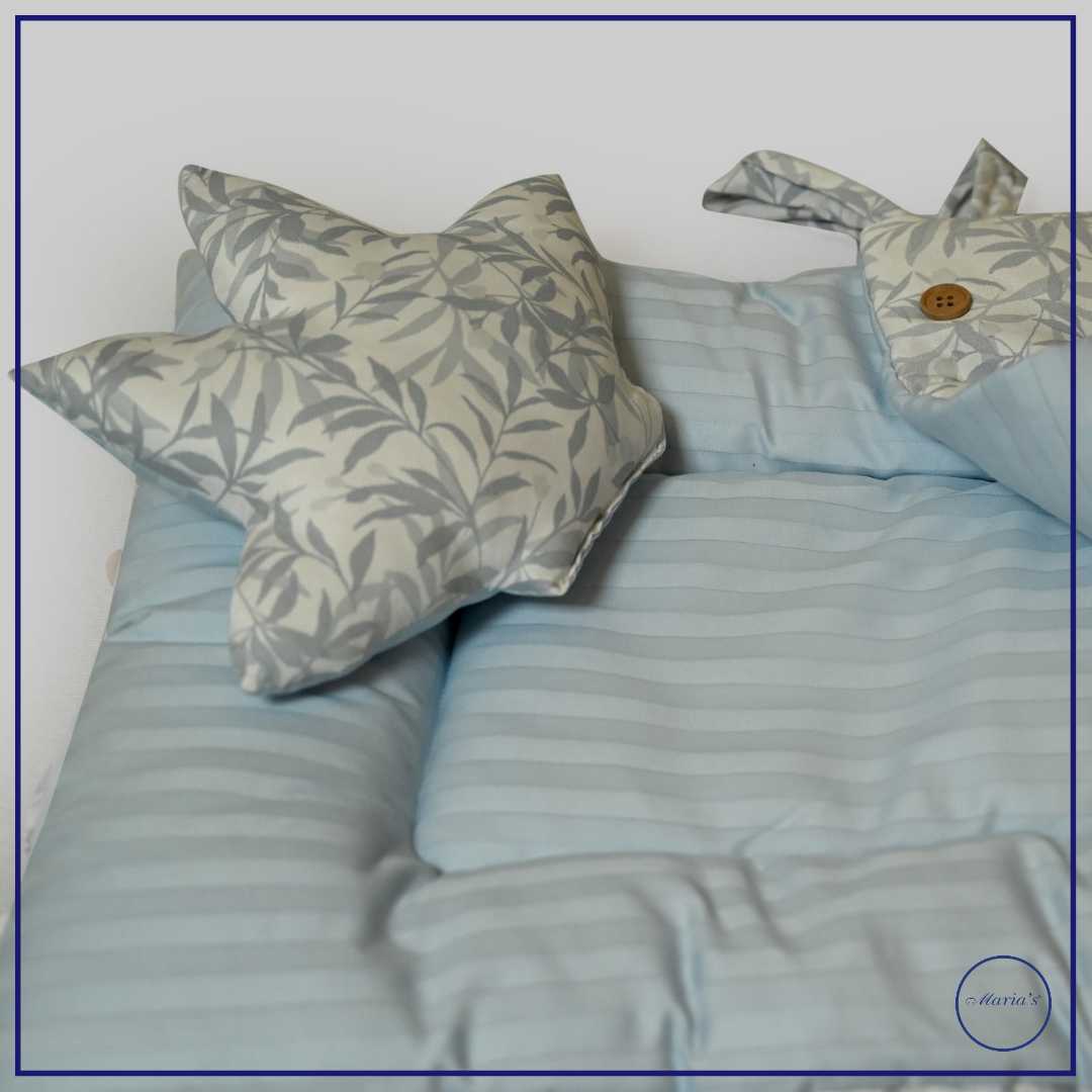 Carry Nest In Cotton Satin with Buttons & Pillow