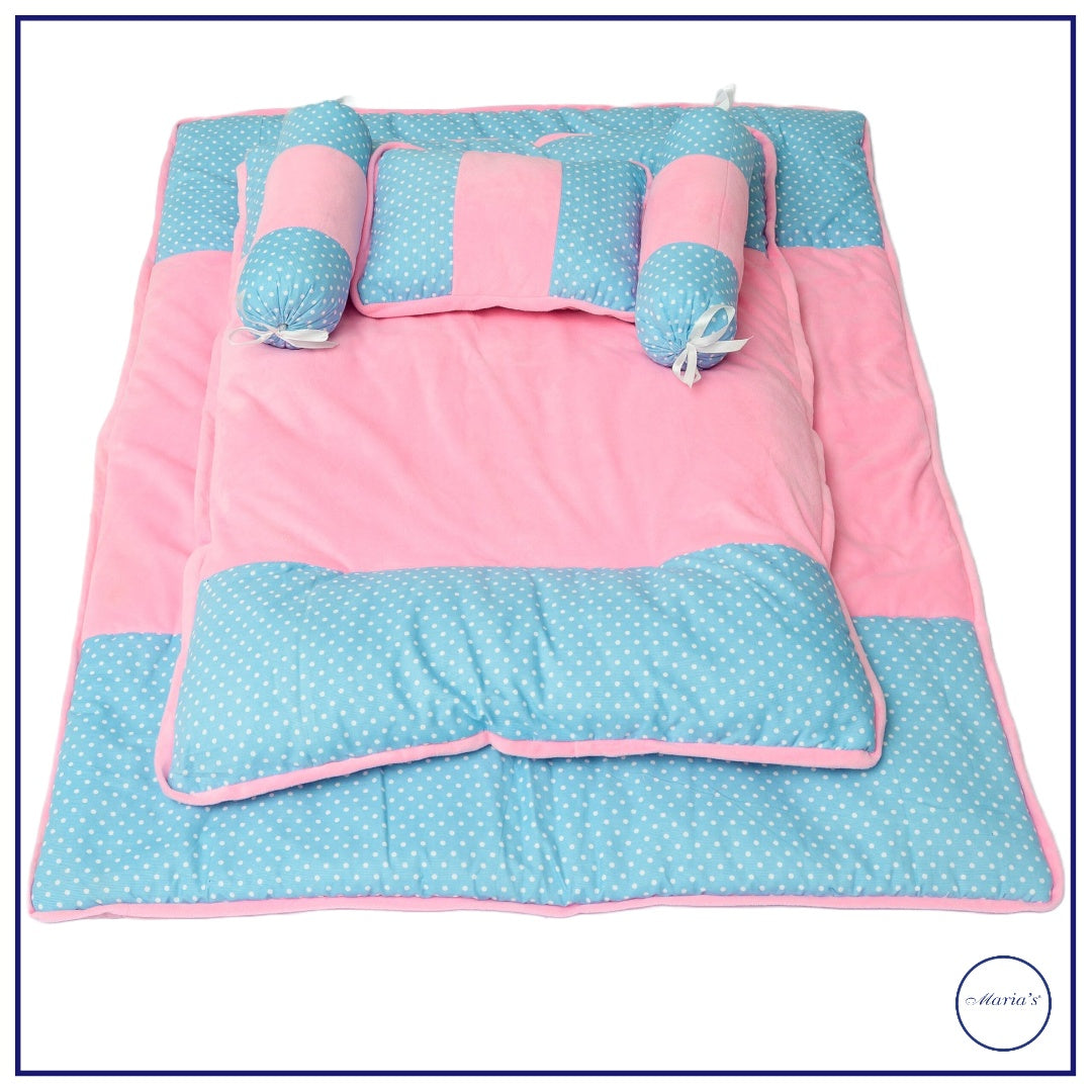 Five Pieces Baby Bed Set In Corduroy