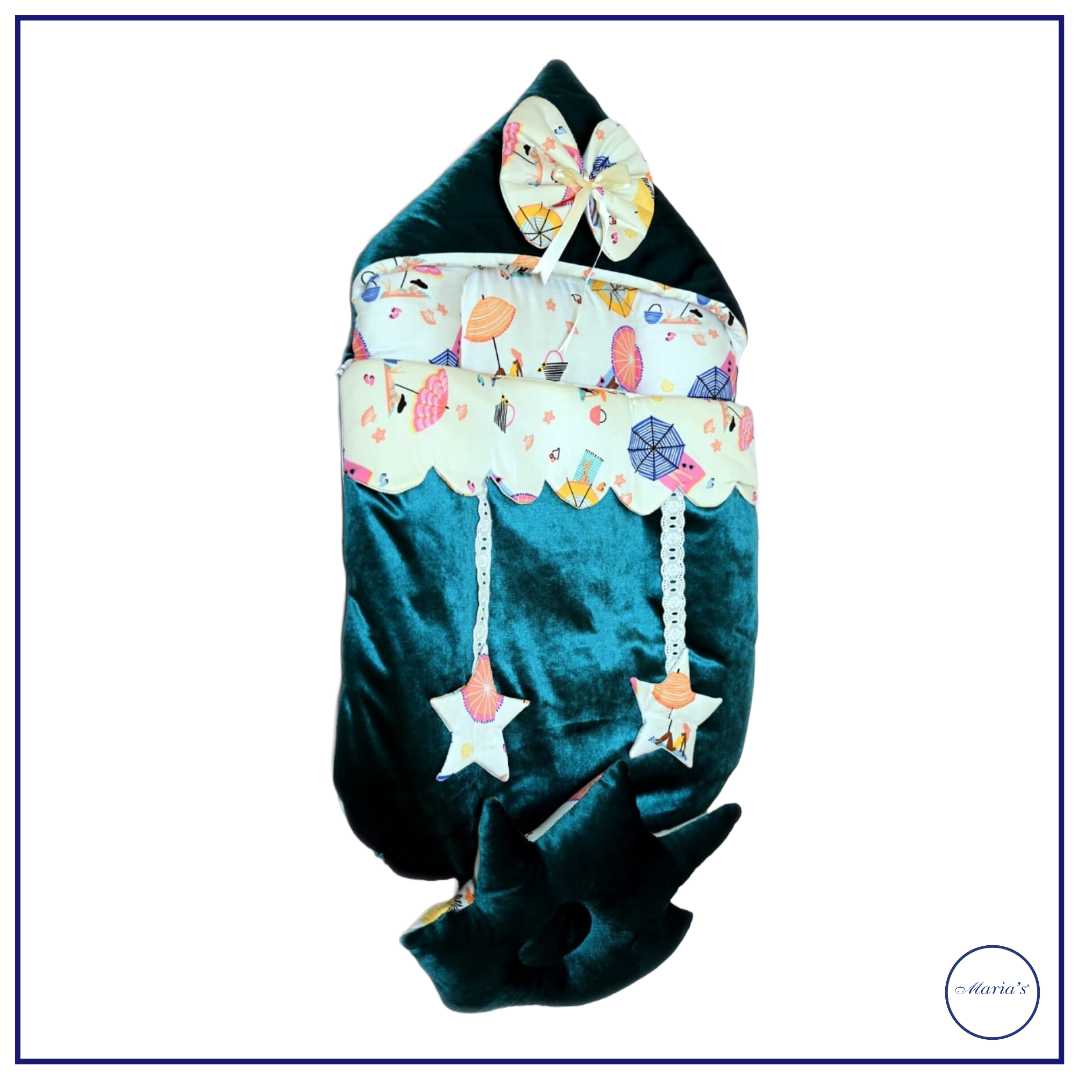 Velvet Hooded Carry Nest with Printed Cotton Satin With Star Bow and  Pillow