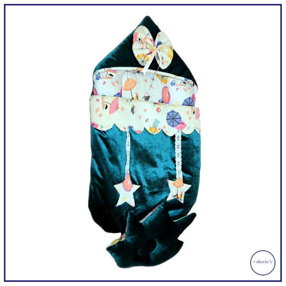 Velvet Hooded Carry Nest with Printed Cotton Satin With Star Bow and  Pillow