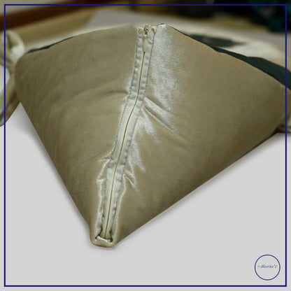 Velvet Hooded Carry Nest with Plain Cotton Satin With Teddy Bear Applique And Pillow