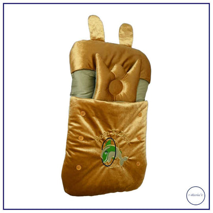 Velvet Carry nest With Fish Embroidery & Pillow