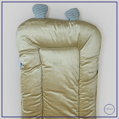 Velvet Carry nest With Cotton With Pillow