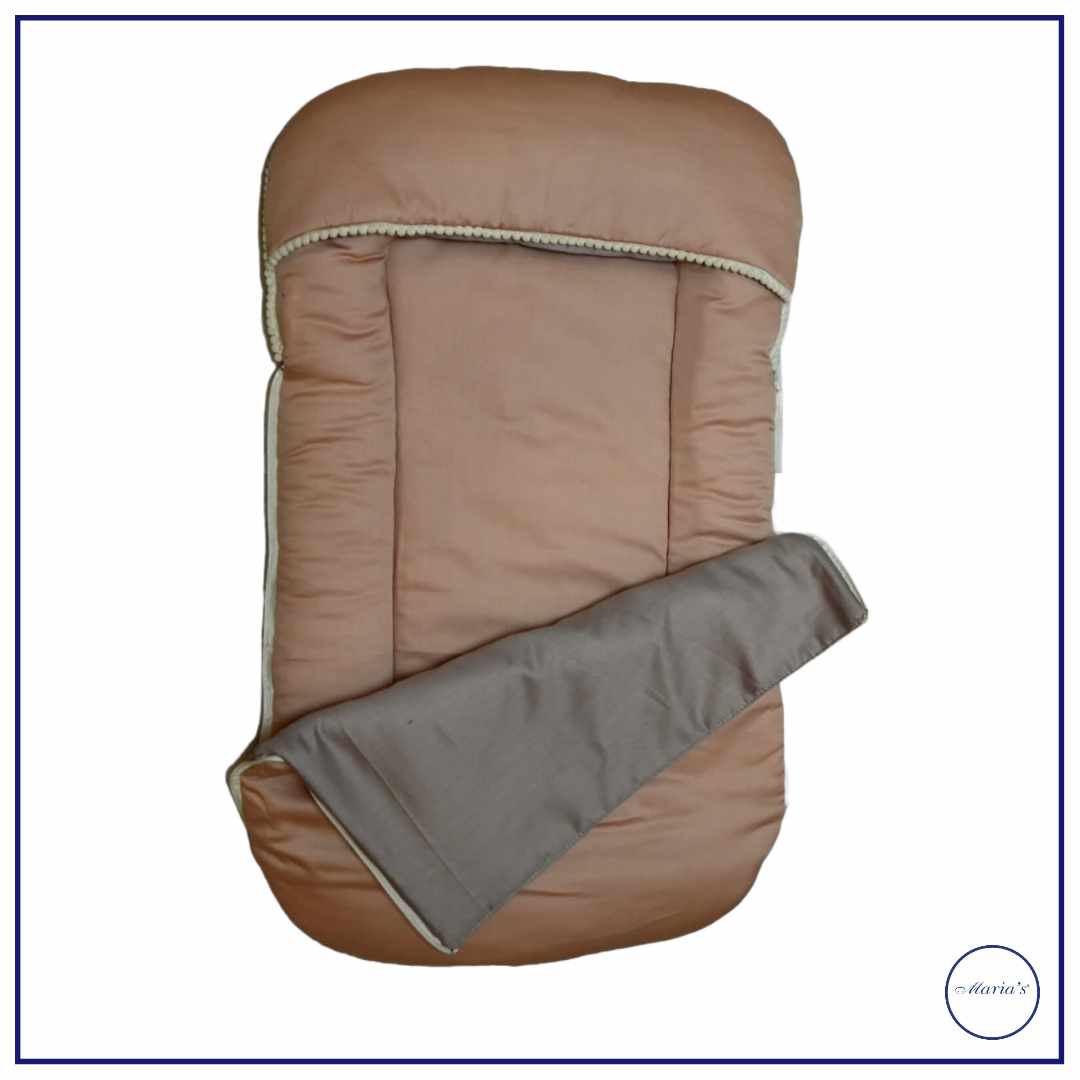 Carry Nest In Plain Cotton Satin with Net Lace & Pillow