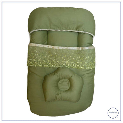 Carry Nest In Plain Cotton Satin with Net Lace & Pillow