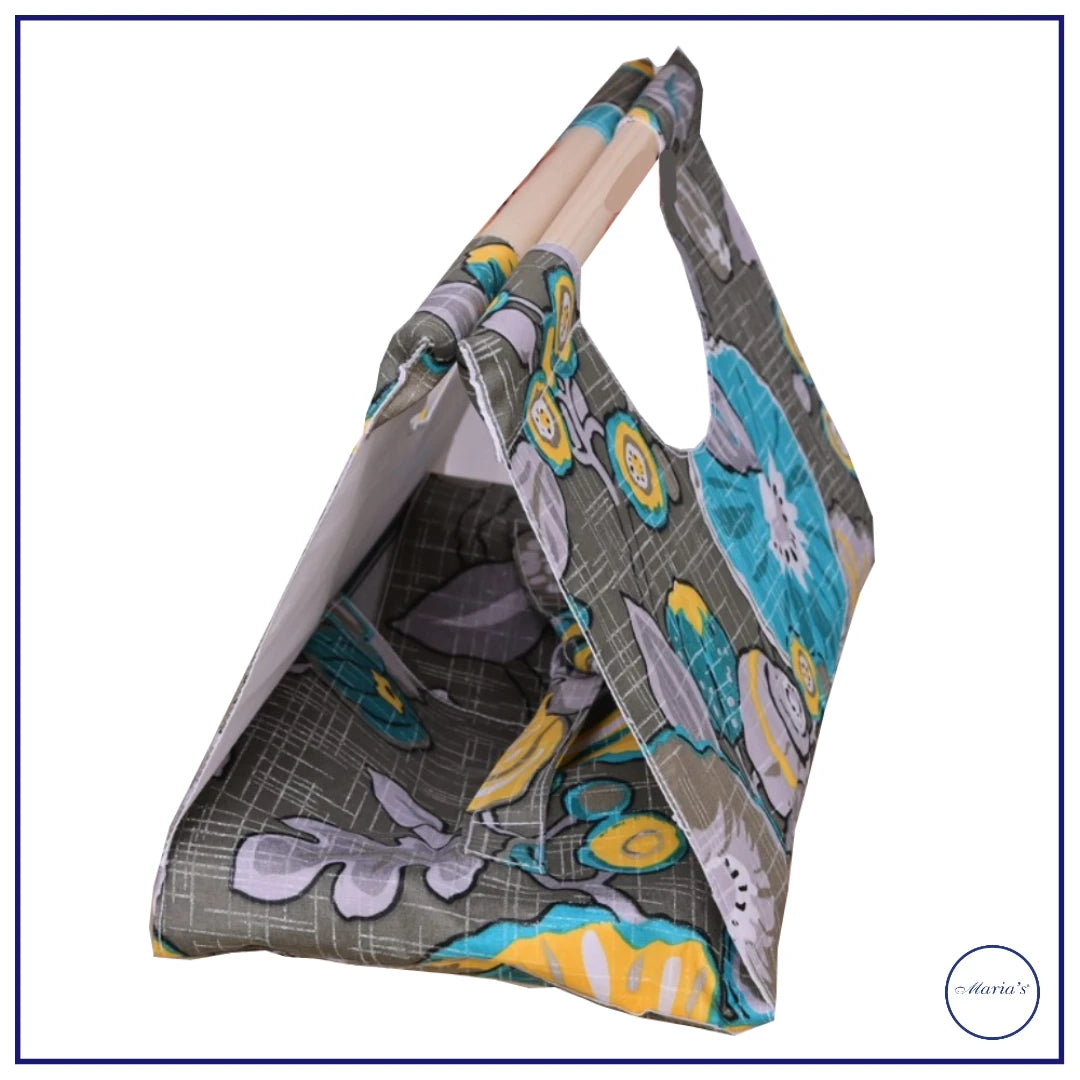 Pyrex Dish Holder With Wooden Handles