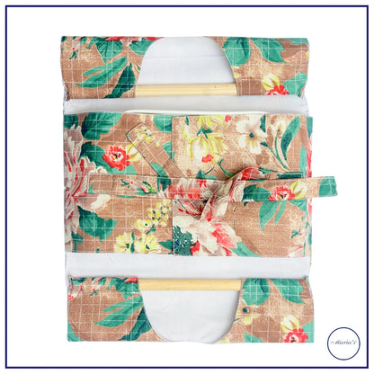 Pyrex Dish Holder With Wooden Handles