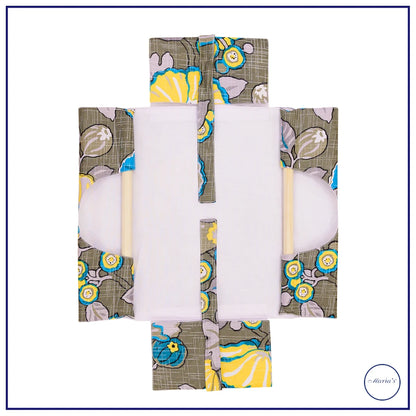 Pyrex Dish Holder With Wooden Handles