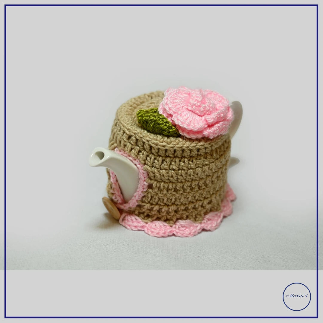 Tea Cozy with Handmade in Crochet for 2 Cup Teapot.