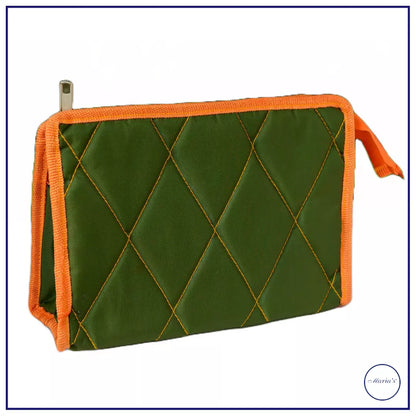 Small Traveling Pouch With Quilting