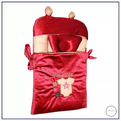 Velvet Carry Nest With Small Wonder Embroidery With Pillow