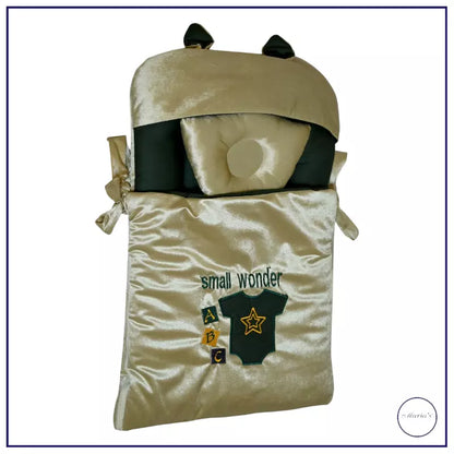 Velvet Carry Nest With Small Wonder Embroidery With Pillow