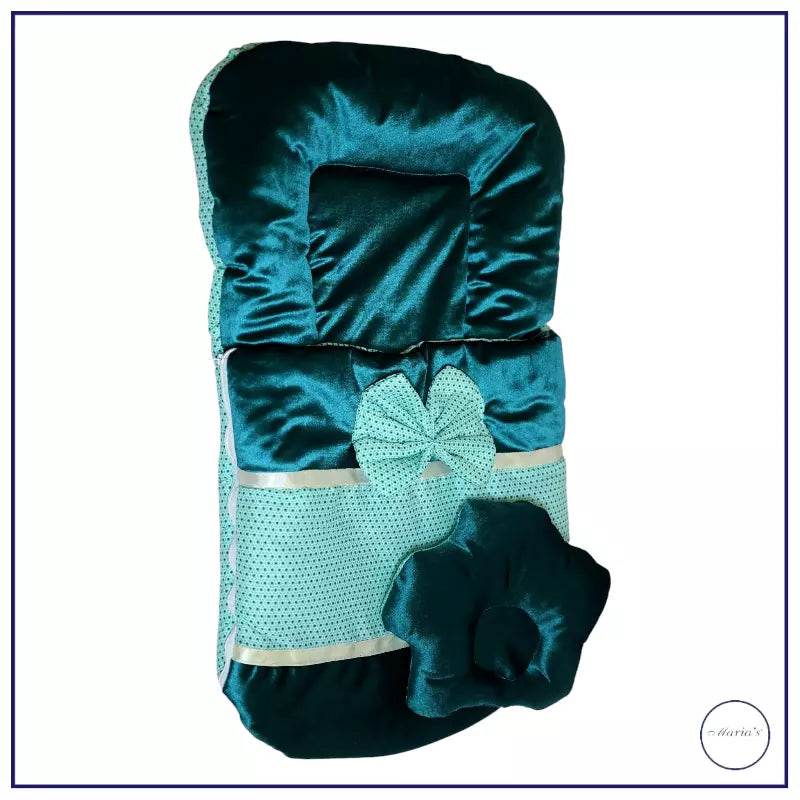 Velvet Carry Nest with Printed Cotton Stain With  Bow & Pillow